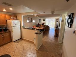 Picture of 3300 W Rolling Hills Cir # 102, Davie, FL 33328