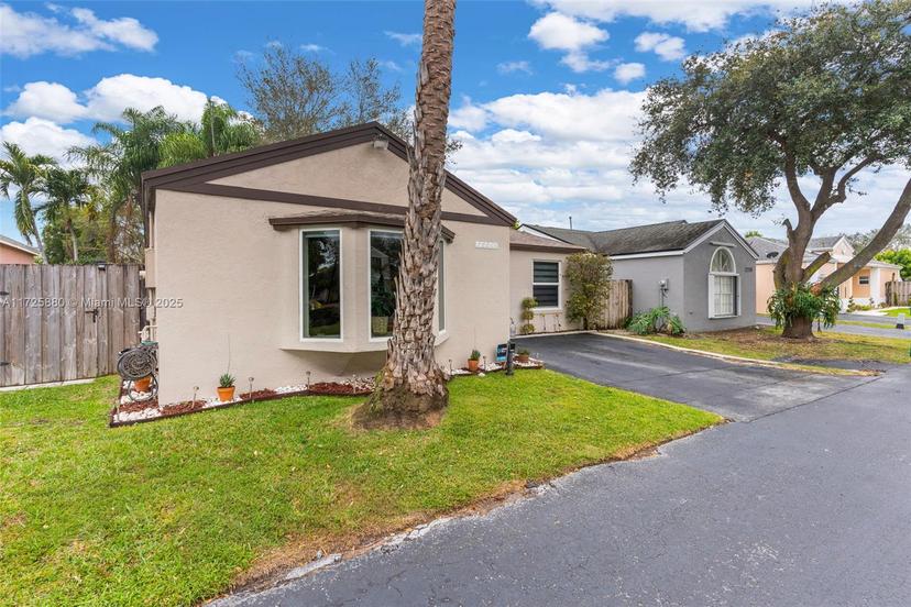 Picture of 22211 SW 99Th Ct, Cutler Bay FL 33190