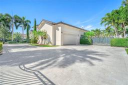 Picture of 9741 NW 130Th St, Hialeah Gardens, FL 33018