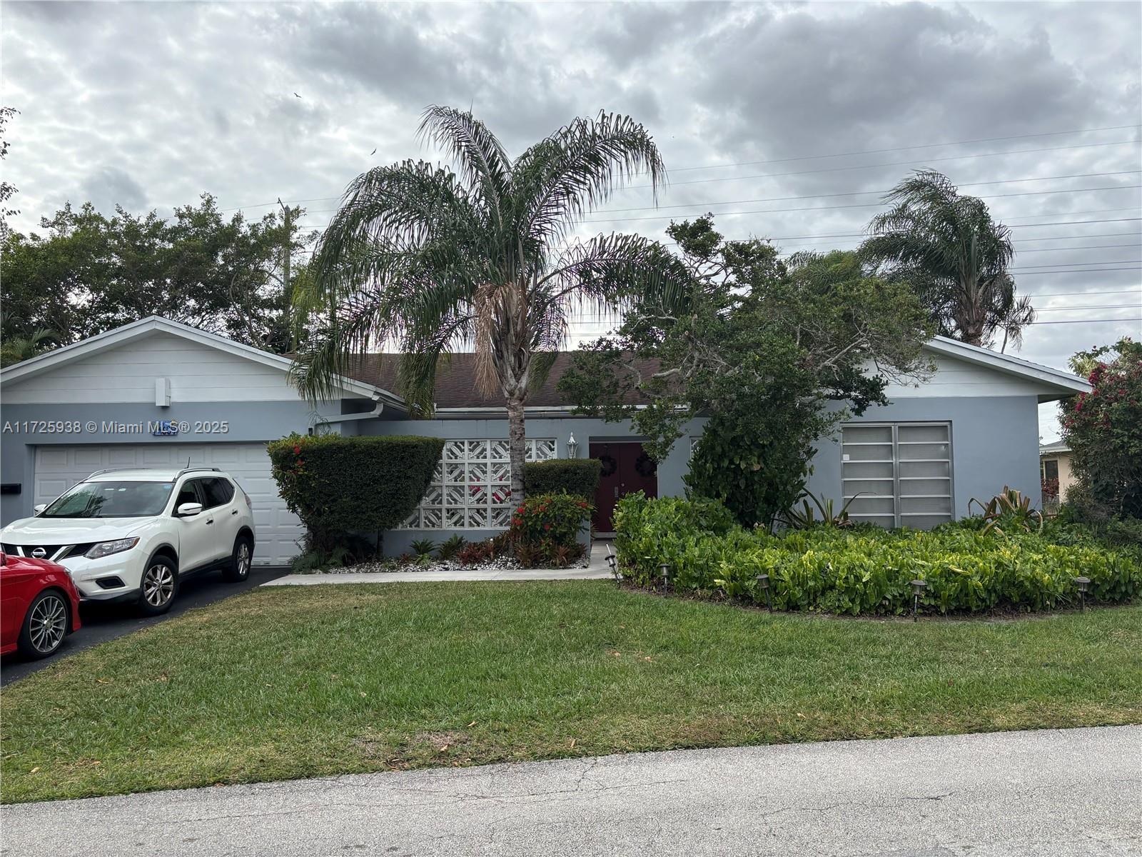 Picture of 4609 Bayberry Ln, Tamarac, FL 33319