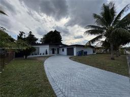 Picture of 3970 NW 190Th St, Miami Gardens, FL 33055