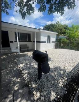 Picture of 1741 NW 68Th Ter, Miami, FL 33147