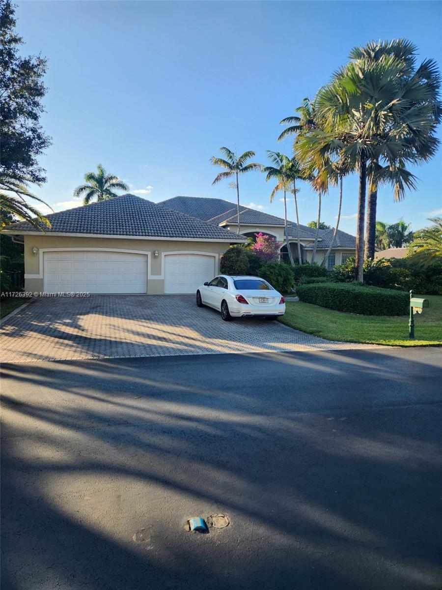 Picture of 2341 SW 131St Ter, Davie, FL 33325