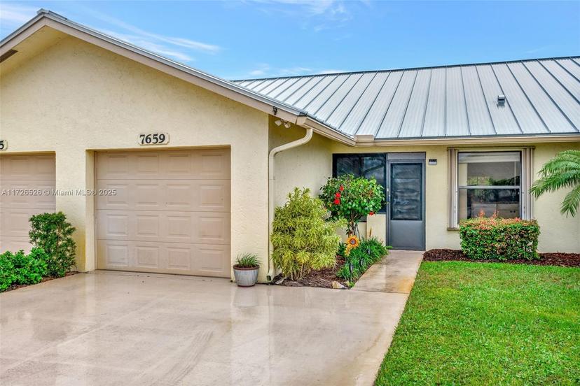 Picture of 7659 SE Sugar Sand Cir, Hobe Sound FL 33455