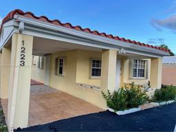 Picture of 1223 NE 181St St, North Miami Beach, FL 33162