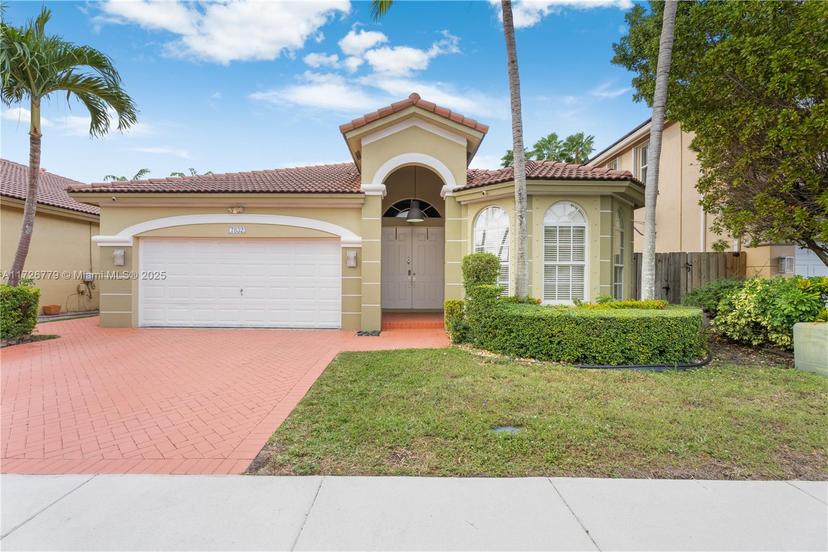 Picture of 7832 NW 113Th Pl, Doral FL 33178