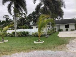 Picture of 10646 Barn Rd, Lake Worth, FL 33449