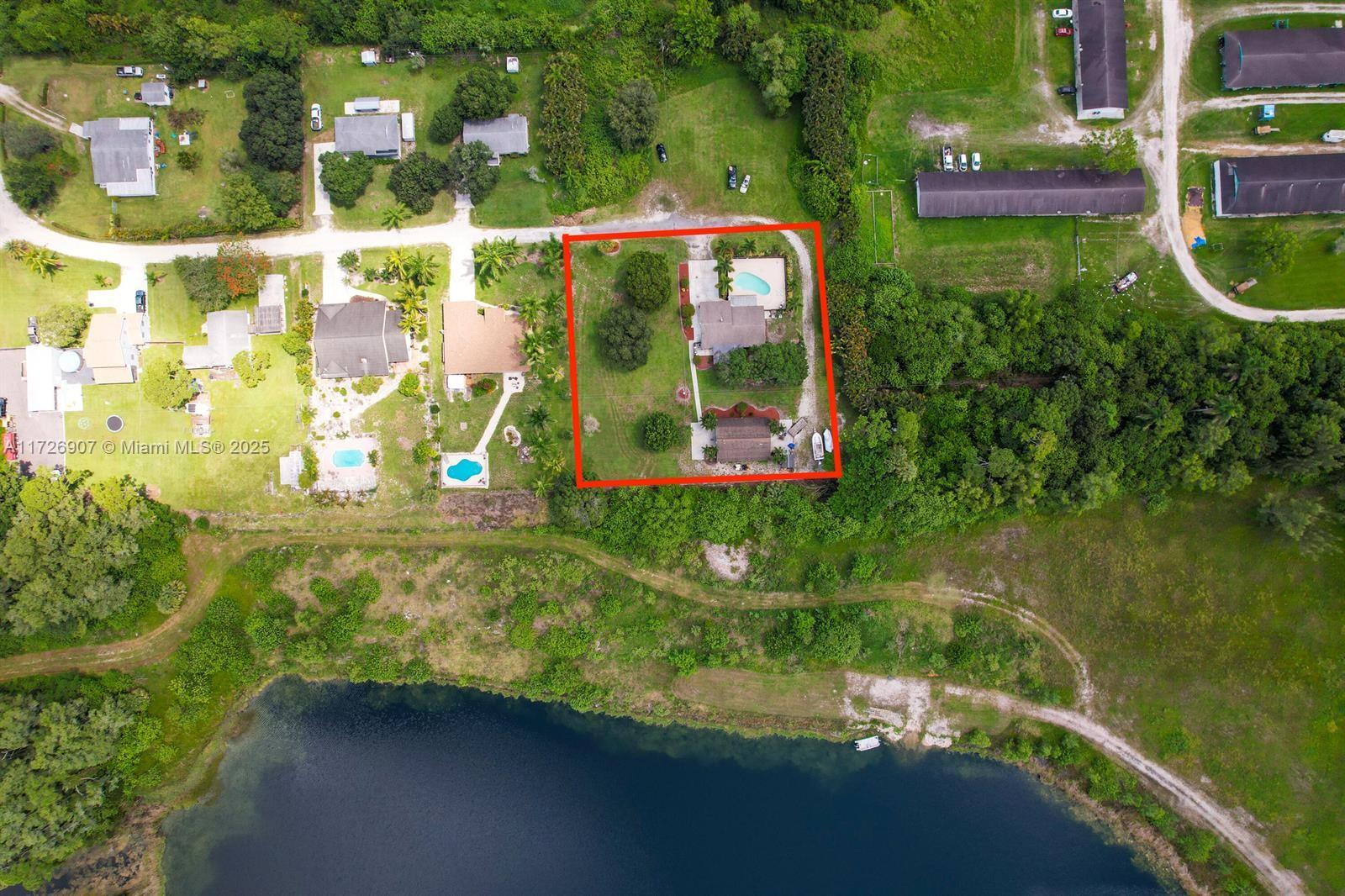 Picture of 10646 Barn Rd, Lake Worth, FL 33449