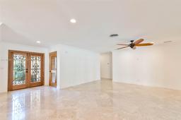 Picture of 15144 SW 72Nd Ct, Palmetto Bay, FL 33158