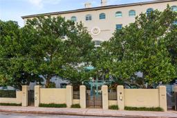 Picture of 610 Valencia Ave # 503, Coral Gables, FL 33134