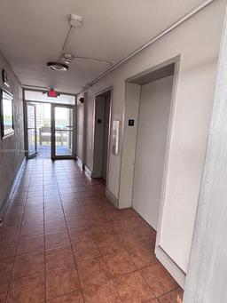 Picture of 1401 NE Miami Gardens Dr # 892, Miami, FL 33179