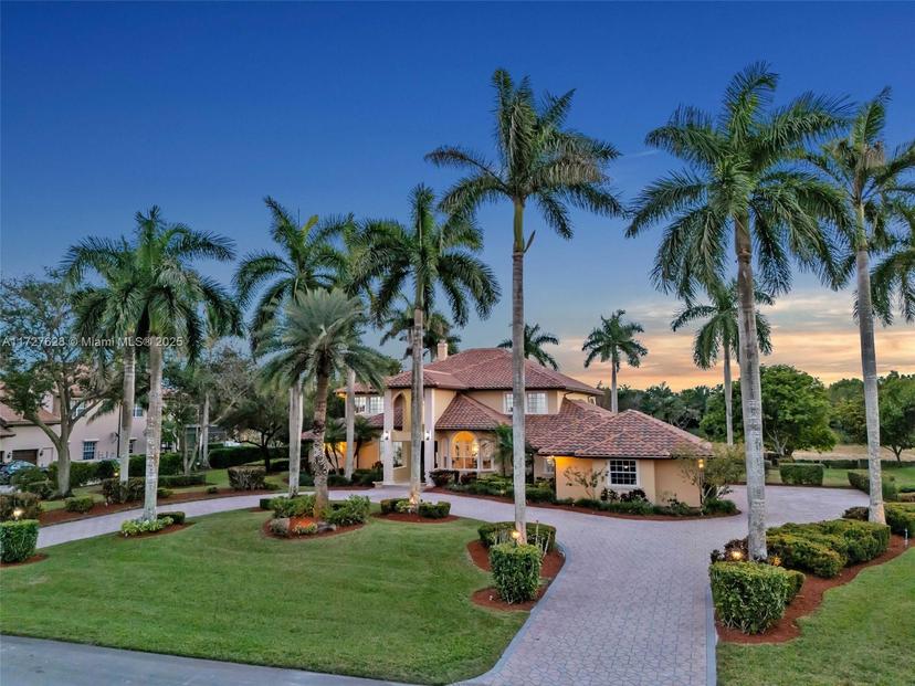 Picture of 3855 Windmill Lakes Rd, Weston FL 33332