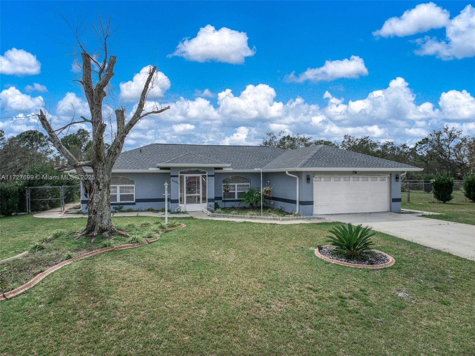 Picture of 6035 Colombus Blvd, Sebring, FL 33872