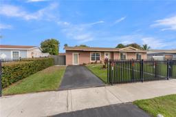 Picture of 3307 NW 202Nd Ln, Miami Gardens, FL 33056