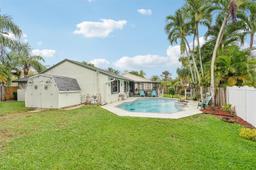 Picture of 13780 Newport Mnr, Davie, FL 33325