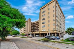 Picture of 1811 Jefferson St # 606, Hollywood, FL 33020