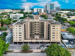 Picture of 1811 Jefferson St # 606, Hollywood, FL 33020