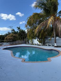 Picture of 437 W 76Th St, Hialeah, FL 33014