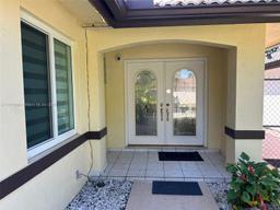 Picture of 13728 SW 157Th Ter, Miami, FL 33177