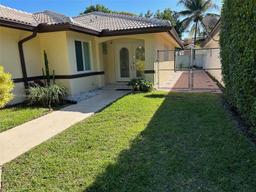 Picture of 13728 SW 157Th Ter, Miami, FL 33177