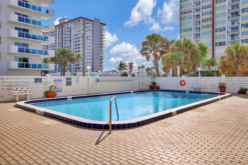 Picture of 1601 S Ocean Dr # 105, Hollywood FL 33019