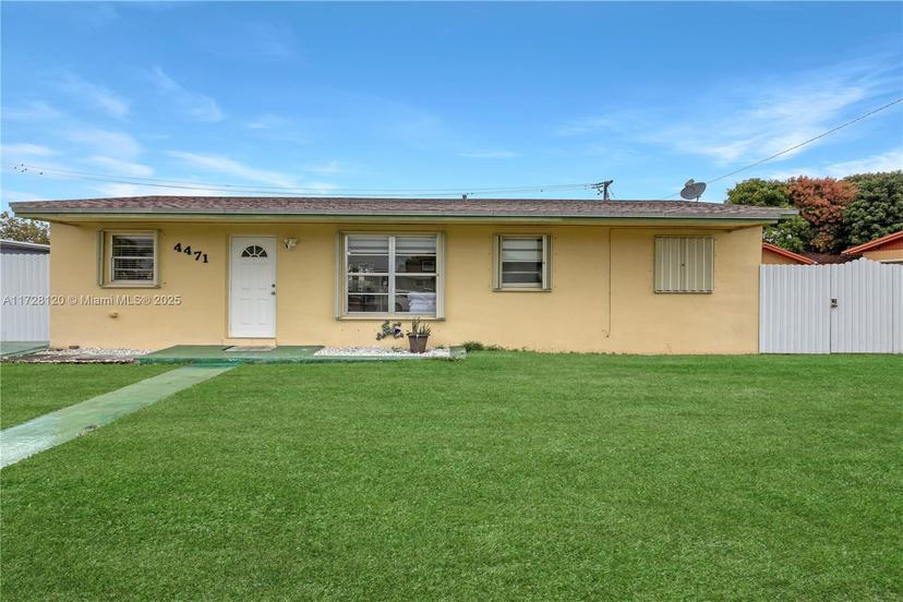 Picture of 4471 NW 203Rd St, Miami Gardens FL 33055