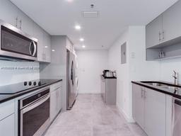 Picture of 650 West Ave # 2409, Miami Beach, FL 33139