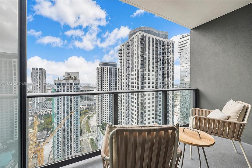 Picture of 601 NW 1St Ave # 2903, Miami FL 33132