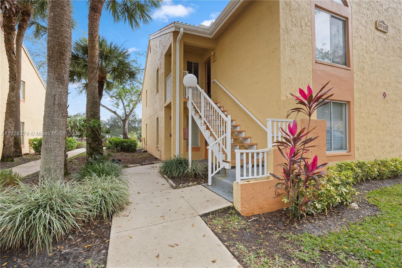 Picture of 1031 Coral Club Dr # 1031, Coral Springs, FL 33071