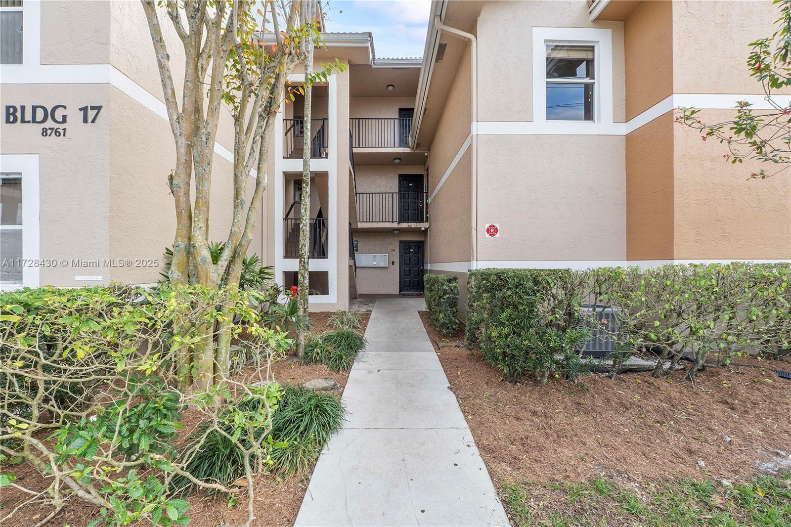 Picture of 8761 Wiles Rd # 206, Coral Springs, FL 33067