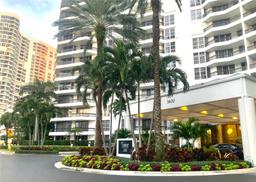 Picture of 3600 Mystic Pointe # 1801, Aventura, FL 33180