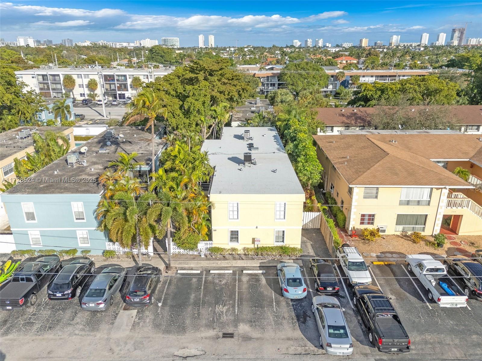 Picture of 320 SE 10Th Ave # D, Pompano Beach, FL 33060