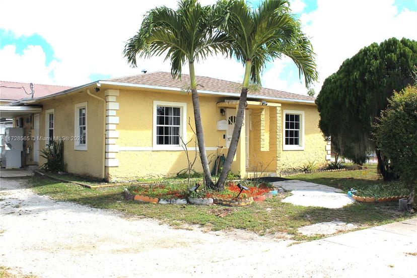 Picture of 685 SE 9Th Ave, Hialeah FL 33010