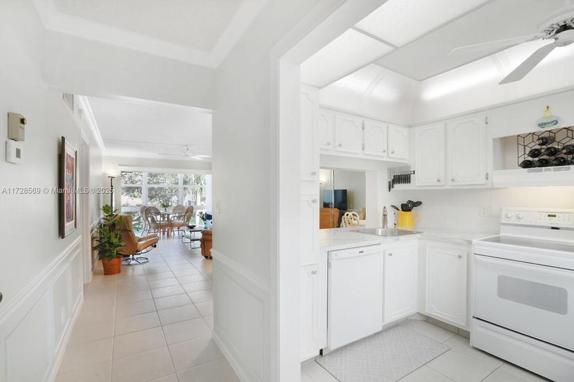 Picture of 1501 S Ocean Blvd # 214, Lauderdale By The Sea FL 33062