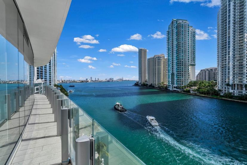 Picture of 300 Biscayne Blvd Way # 601, Miami FL 33133