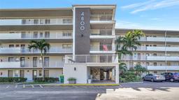 Picture of 4800 Hillcrest Ln # 301, Hollywood, FL 33021