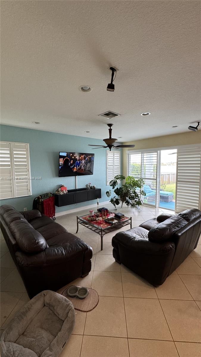 Picture of 4387 SW 183 Ave, Miramar, FL 33029