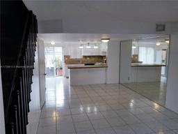 Picture of 431 NW 82Nd Ave # 913, Miami, FL 33126