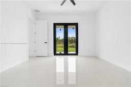 Picture of 471 Greenbriar Blvd, Lehigh Acres, FL 33972