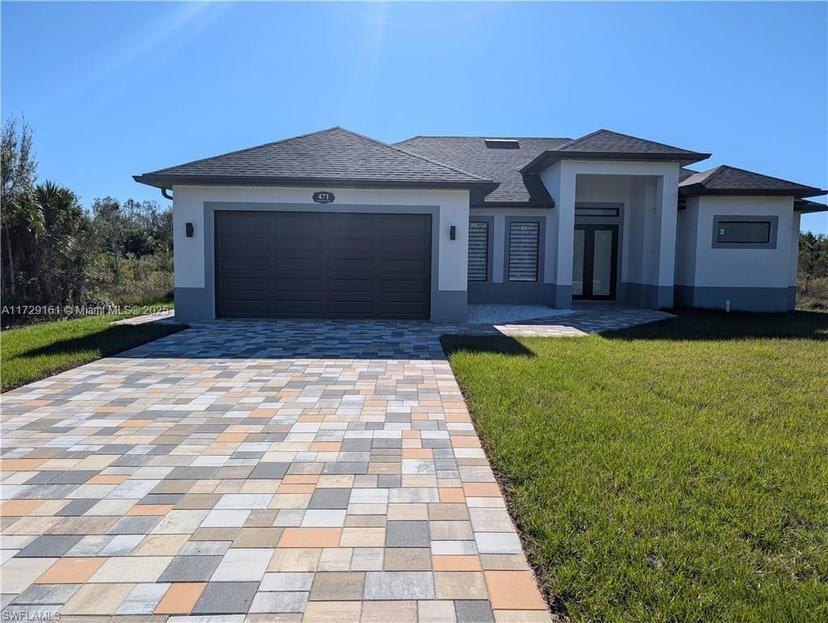 Picture of 471 Greenbriar Blvd, Lehigh Acres FL 33972