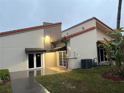 Picture of 6195 NW 186Th St # 306, Hialeah, FL 33015