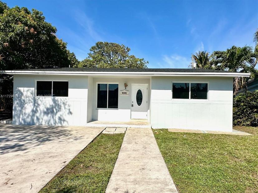 Picture of 4341 NW 167Th Ter, Miami Gardens FL 33055