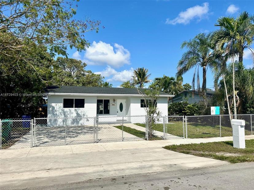 Picture of 4341 NW 167Th Ter, Miami Gardens FL 33055