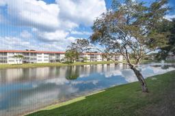 Picture of 8971 S Hollybrook Blvd # 206, Pembroke Pines, FL 33025