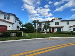 Picture of 11602 SW 13Th Ct, Pembroke Pines, FL 33025