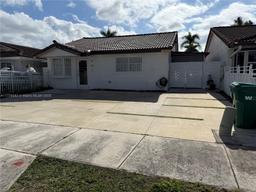 Picture of 8738 NW 116Th Ter, Hialeah Gardens, FL 33018