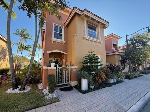 Picture of 949 SW 143Rd Ave, Pembroke Pines, FL 33027