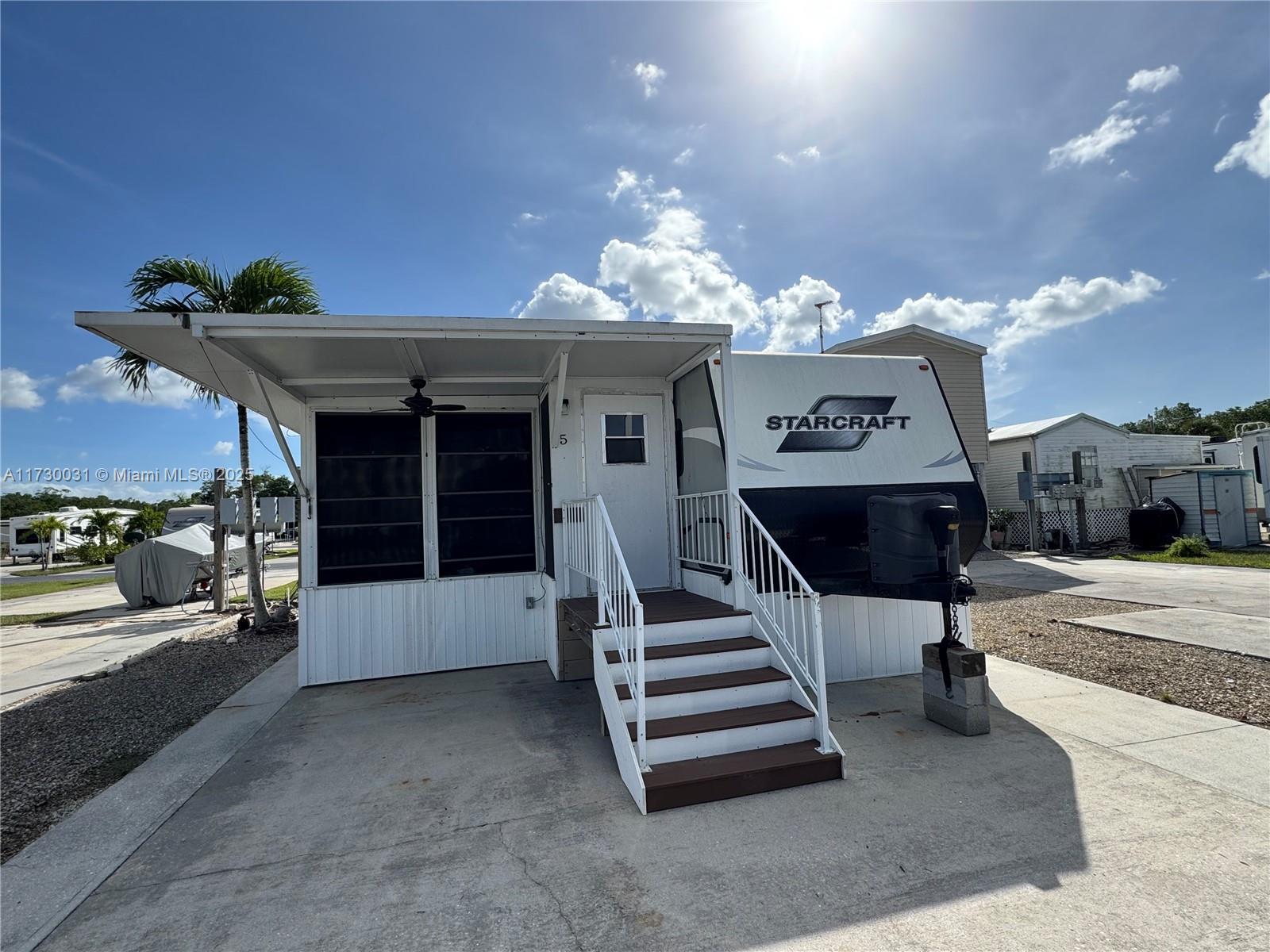 Picture of 675 Copeland Ave S # 5, Everglades City, FL 34139