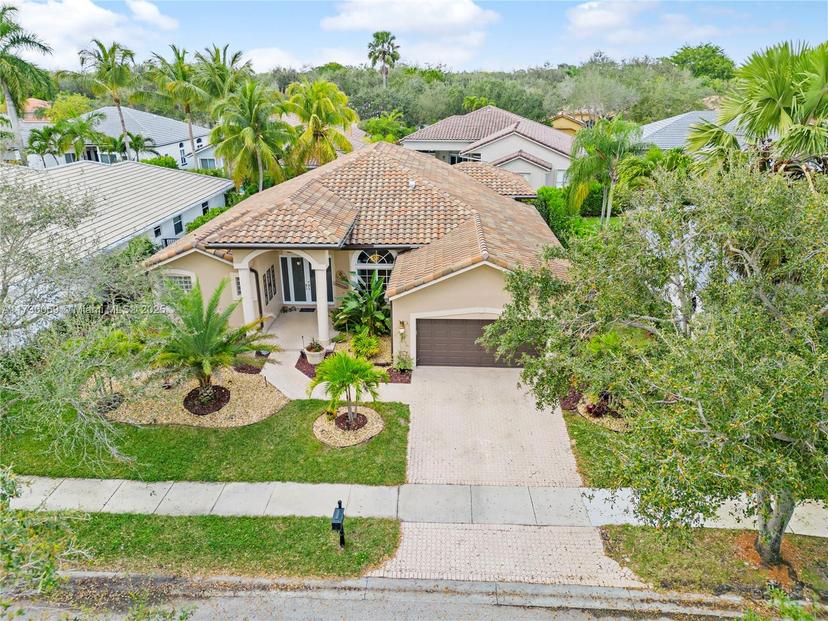 Picture of 1455 Lantana Dr, Weston FL 33326