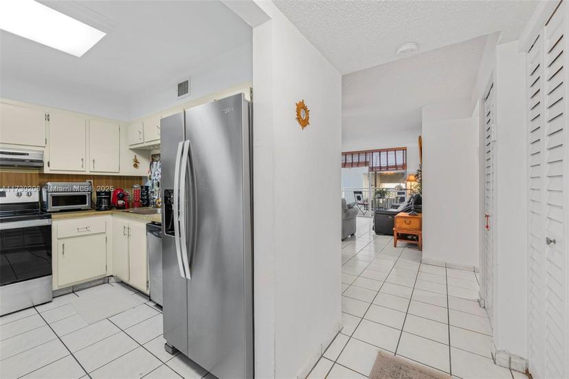 Picture of 1666 West Ave # 207, Miami Beach FL 33139